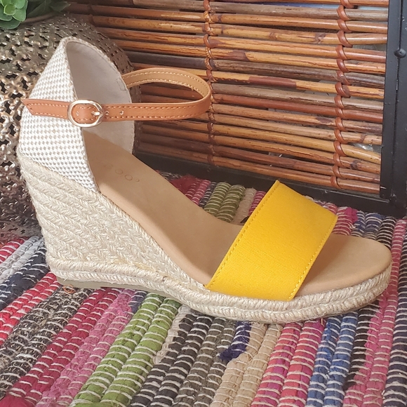 Natibo Ankle Strap Wedge- Mustard - Picture 3 of 8
